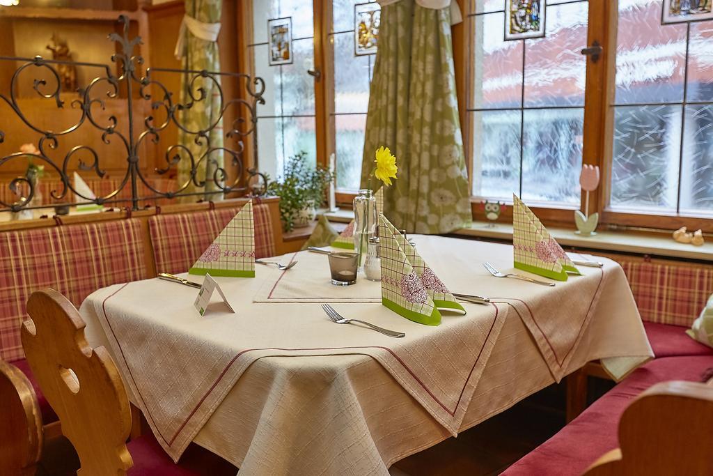 Flair Hotel Zum Storchen Бад-Віндсгайм Екстер'єр фото